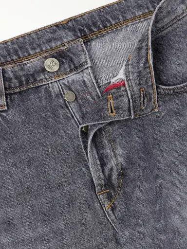Slowear Tapered Jeans - Men | Thumbnail 6 Slowear Tapered Jeans - Men | Thumbnail 6