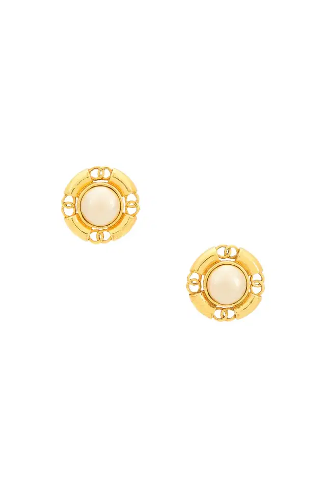 Chanel Coco Mark Pearl Clip-On Earrings Chanel Coco Mark Pearl Clip-On Earrings