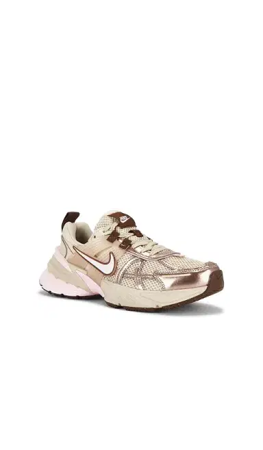 Nike V2K Run Sneaker | Thumbnail 2 Nike V2K Run Sneaker | Thumbnail 2