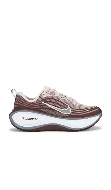 Nike Vomero Plus Sneaker | Thumbnail 1 Nike Vomero Plus Sneaker | Thumbnail 1