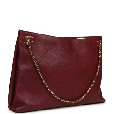 Chanel Chanel Large "Eyes on You" CC Shopping Bag Burgundy Lambskin Gold Hardware | Thumbnail 2 Chanel Chanel Large "Eyes on You" CC Shopping Bag Burgundy Lambskin Gold Hardware | Thumbnail 2