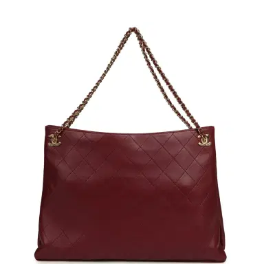 Chanel Chanel Large "Eyes on You" CC Shopping Bag Burgundy Lambskin Gold Hardware | Thumbnail 7 Chanel Chanel Large "Eyes on You" CC Shopping Bag Burgundy Lambskin Gold Hardware | Thumbnail 7