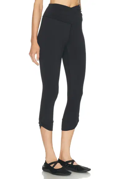 Goldbergh Coasis Capri Tight | Thumbnail 2 Goldbergh Coasis Capri Tight | Thumbnail 2