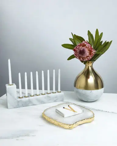 Anna New York Brillante Menorah | Thumbnail 2 Anna New York Brillante Menorah | Thumbnail 2