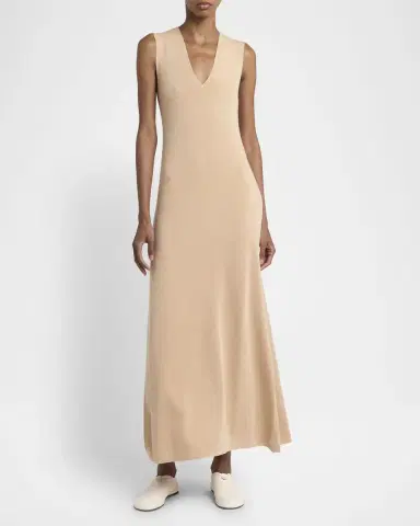 Loro Piana Cocooning Delicate Cashmere-Silk Midi Dress | Thumbnail 2 Loro Piana Cocooning Delicate Cashmere-Silk Midi Dress | Thumbnail 2