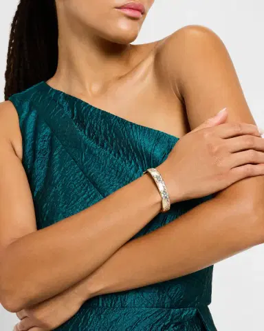Jan Leslie Petal Mother of Pearl Bangle Bracelet | Thumbnail 5 Jan Leslie Petal Mother of Pearl Bangle Bracelet | Thumbnail 5