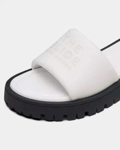 Marc Jacobs The Slide Sandals | Thumbnail 3 Marc Jacobs The Slide Sandals | Thumbnail 3