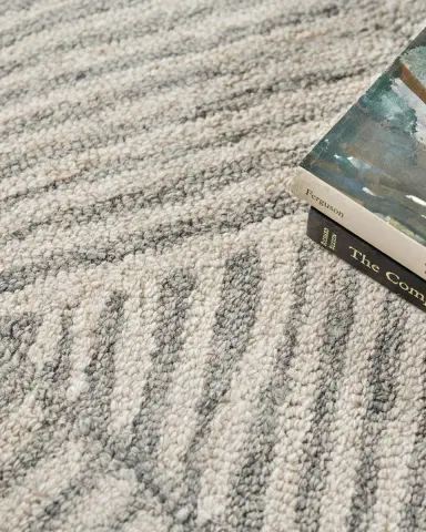 Exquisite Rugs Kascata Hand-Tufted Silver/Ivory Rug | Thumbnail 5 Exquisite Rugs Kascata Hand-Tufted Silver/Ivory Rug | Thumbnail 5