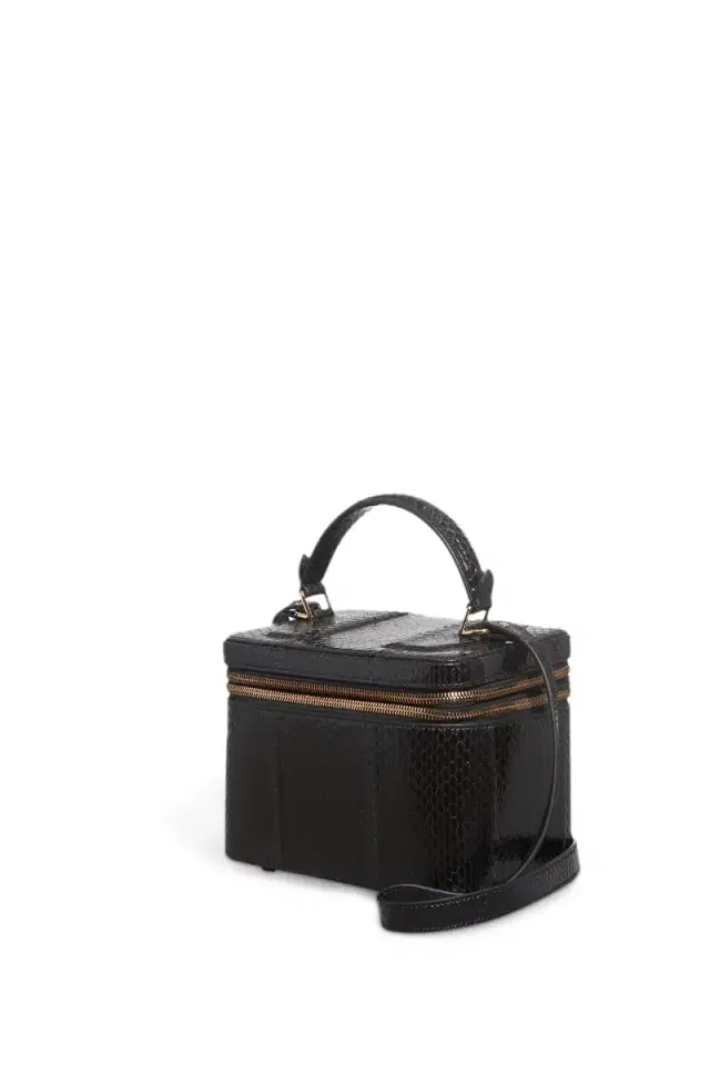 Cartuchera Makeup Bag in Black Snakeskin Cartuchera Makeup Bag in Black Snakeskin