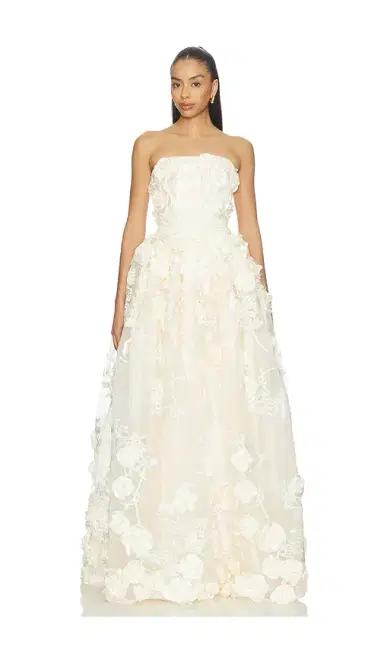 Zhivago Dream Of That Gown | Thumbnail 1 Zhivago Dream Of That Gown | Thumbnail 1