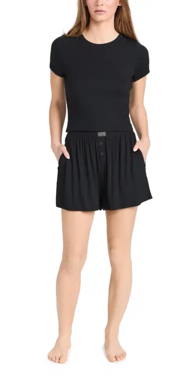 Lunya oft Modal Rib Tee Shorts et Immersed Black | Thumbnail 1 Lunya oft Modal Rib Tee Shorts et Immersed Black | Thumbnail 1