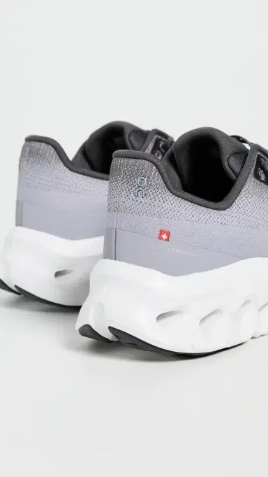 On Cloudtilt Sneakers Eclipse/Lilac | Thumbnail 4 On Cloudtilt Sneakers Eclipse/Lilac | Thumbnail 4