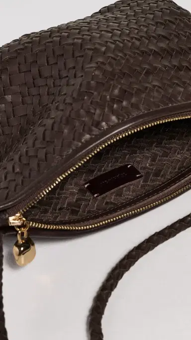 Madewell The Woven Crossbody Bag Coffee Bean One Size | Thumbnail 6 Madewell The Woven Crossbody Bag Coffee Bean One Size | Thumbnail 6