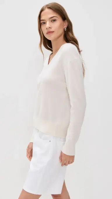 White + Warren Cashmere V Neck Soft White L | Thumbnail 4 White + Warren Cashmere V Neck Soft White L | Thumbnail 4