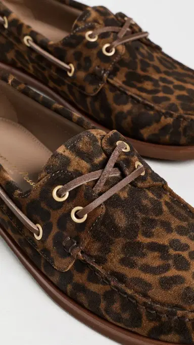 Gianvito Rossi Vandée Suede Flats Leopard Print | Thumbnail 6 Gianvito Rossi Vandée Suede Flats Leopard Print | Thumbnail 6