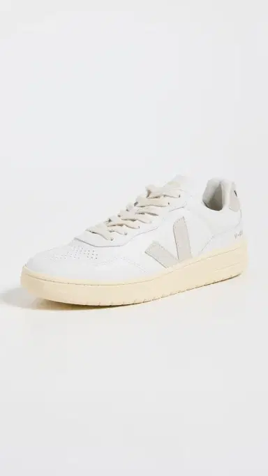 Veja V-90 O. T. Leather Sneakers Extra-White Natural | Thumbnail 2 Veja V-90 O. T. Leather Sneakers Extra-White Natural | Thumbnail 2