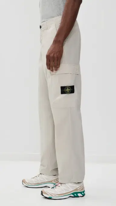 Stone Island Lightweight Stretch Cotton Cargo Trousers Pearl Grey | Thumbnail 4 Stone Island Lightweight Stretch Cotton Cargo Trousers Pearl Grey | Thumbnail 4
