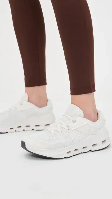 ON Cloudnova Rift Sneakers White Ice 8 | Thumbnail 3 ON Cloudnova Rift Sneakers White Ice 8 | Thumbnail 3