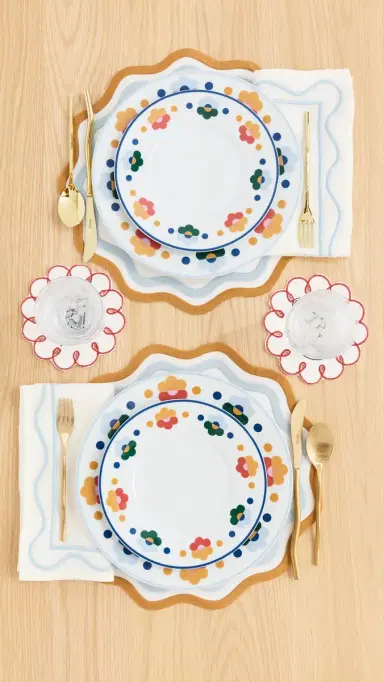 Misette Set of 4 Linen Embroidered Place Mats | Thumbnail 3 Misette Set of 4 Linen Embroidered Place Mats | Thumbnail 3