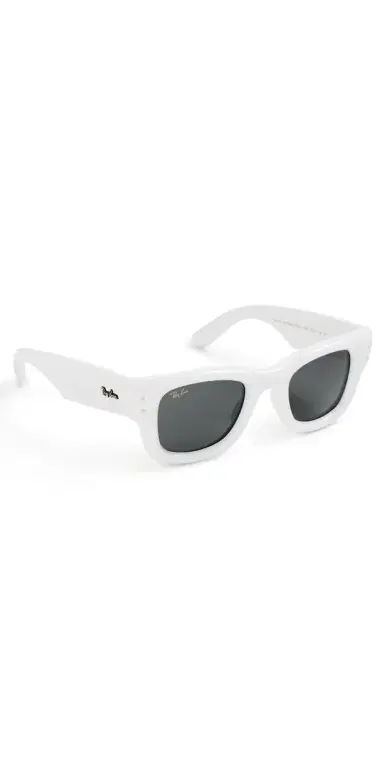 Ray-Ban x A$AP Rocky Wayfarer Puffer Sunglasses White One Size | Thumbnail 1 Ray-Ban x A$AP Rocky Wayfarer Puffer Sunglasses White One Size | Thumbnail 1