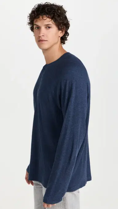 Faherty Cloud Long Sleeve Henley Navy Heather XL | Thumbnail 4 Faherty Cloud Long Sleeve Henley Navy Heather XL | Thumbnail 4