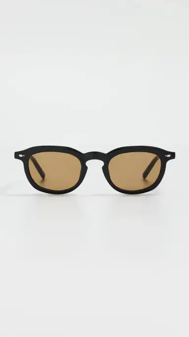Le Specs Heart Throb Sunglasses Black One Size | Thumbnail 2 Le Specs Heart Throb Sunglasses Black One Size | Thumbnail 2