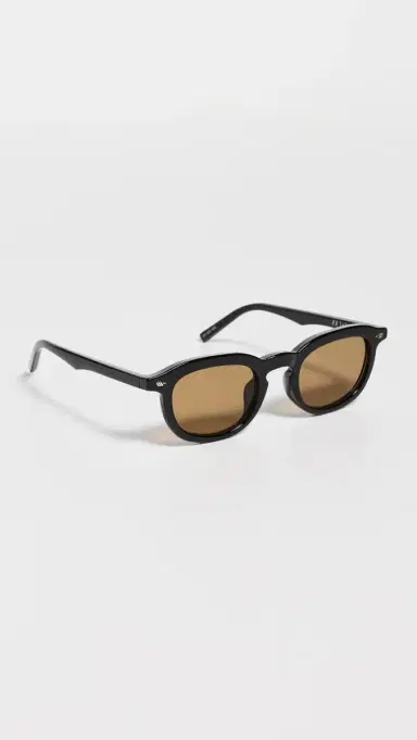 Le Specs Heart Throb Sunglasses Black One Size | Thumbnail 5 Le Specs Heart Throb Sunglasses Black One Size | Thumbnail 5