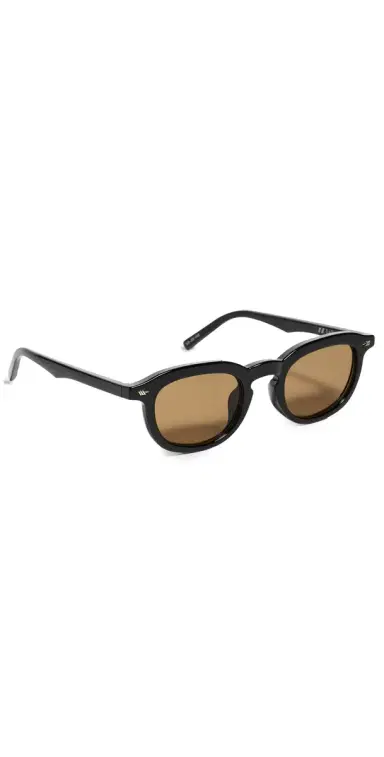 Le Specs Heart Throb Sunglasses Black One Size | Thumbnail 1 Le Specs Heart Throb Sunglasses Black One Size | Thumbnail 1