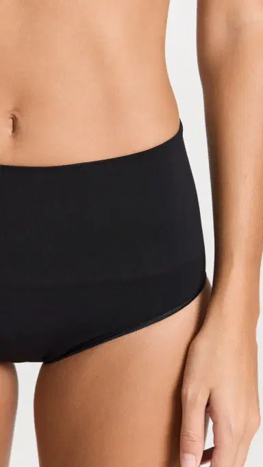 Spanx SPANXshape ExtraOrdinary Brief Very Black S | Thumbnail 5 Spanx SPANXshape ExtraOrdinary Brief Very Black S | Thumbnail 5