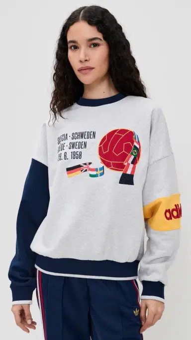 Adidas weden World Cup Crew Sweatshirt Light Grey Heather/Night Indigo | Thumbnail 2 Adidas weden World Cup Crew Sweatshirt Light Grey Heather/Night Indigo | Thumbnail 2
