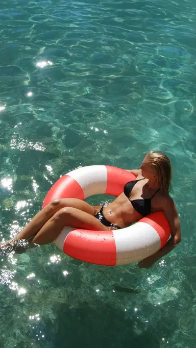 Sunnylife Slim Tube Pool Ring Tomato | Thumbnail 5 Sunnylife Slim Tube Pool Ring Tomato | Thumbnail 5