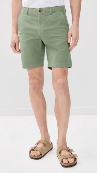 Faherty Essential Chino 8 Shorts Trail Olive | Thumbnail 2 Faherty Essential Chino 8 Shorts Trail Olive | Thumbnail 2