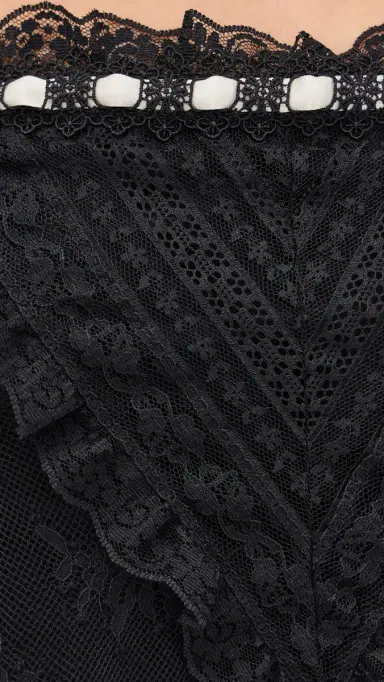 ALICE + OLIVIA Alessia Lace Ruffle Top Black | Thumbnail 6 ALICE + OLIVIA Alessia Lace Ruffle Top Black | Thumbnail 6