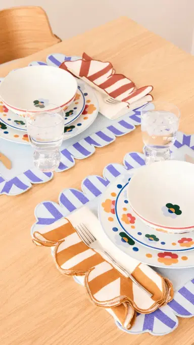 Misette Embroidered Linen Placemats Set of 4 | Thumbnail 6 Misette Embroidered Linen Placemats Set of 4 | Thumbnail 6
