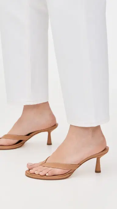 AEYDE Daphne Nappa Leather Sandals Hazelnut | Thumbnail 3 AEYDE Daphne Nappa Leather Sandals Hazelnut | Thumbnail 3