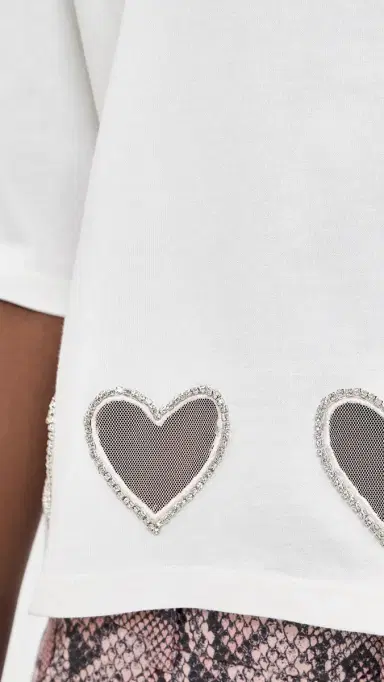 ALICE + OLIVIA Oversized Cropped Crystal Heart Tee Off White | Thumbnail 6 ALICE + OLIVIA Oversized Cropped Crystal Heart Tee Off White | Thumbnail 6