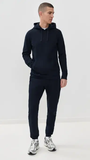 REIGNING CHAMP Mid-Weight Terry lim Sweatpants Navy | Thumbnail 5 REIGNING CHAMP Mid-Weight Terry lim Sweatpants Navy | Thumbnail 5