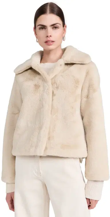 Apparis Elis Faux Fur Short Coat atte | Thumbnail 1 Apparis Elis Faux Fur Short Coat atte | Thumbnail 1