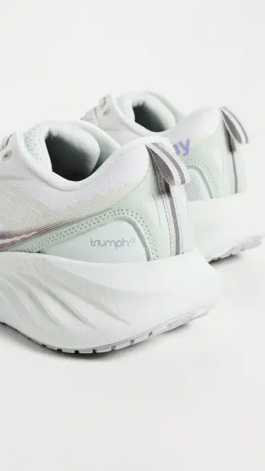 Saucony Triumph 22 Sneakers White/Foam | Thumbnail 4 Saucony Triumph 22 Sneakers White/Foam | Thumbnail 4