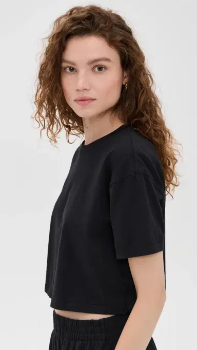 vitamin A Coast Crop Tee Black L | Thumbnail 4 vitamin A Coast Crop Tee Black L | Thumbnail 4