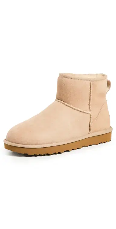 UGG Classic Mini II Boots Sand 9 | Thumbnail 1 UGG Classic Mini II Boots Sand 9 | Thumbnail 1