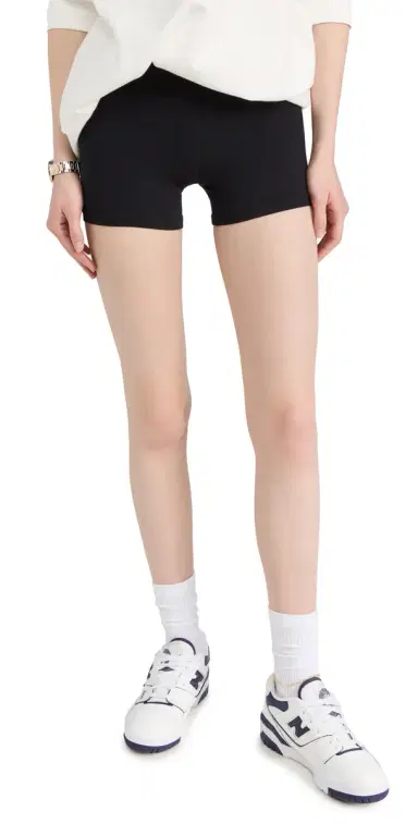 Splits59 Airweight High Waist 3.5" Shorts Black | Thumbnail 1 Splits59 Airweight High Waist 3.5" Shorts Black | Thumbnail 1