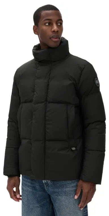 Canada Goose Everett Puffer Coat Black | Thumbnail 1 Canada Goose Everett Puffer Coat Black | Thumbnail 1