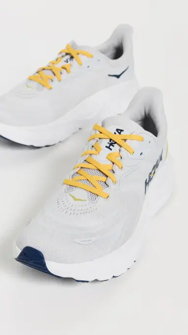 Hoka M Arahi Sneakers Stardust/Cosmic Grey | Thumbnail 4 Hoka M Arahi Sneakers Stardust/Cosmic Grey | Thumbnail 4
