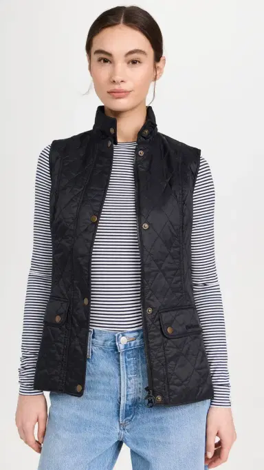 Barbour Otterburn Gilet Black 6 | Thumbnail 2 Barbour Otterburn Gilet Black 6 | Thumbnail 2