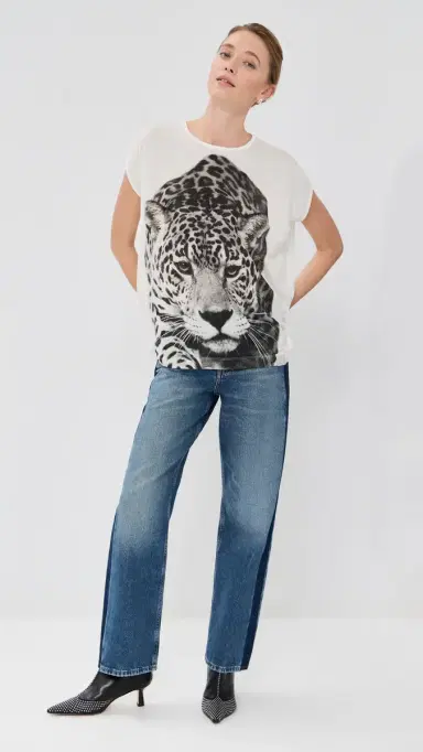 Stella McCartney Cloud Leopard T Shirt Cream | Thumbnail 5 Stella McCartney Cloud Leopard T Shirt Cream | Thumbnail 5