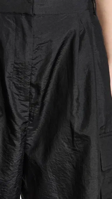 Tibi Crispy Nylon Pleated Cargo Pant Black 4 | Thumbnail 6 Tibi Crispy Nylon Pleated Cargo Pant Black 4 | Thumbnail 6