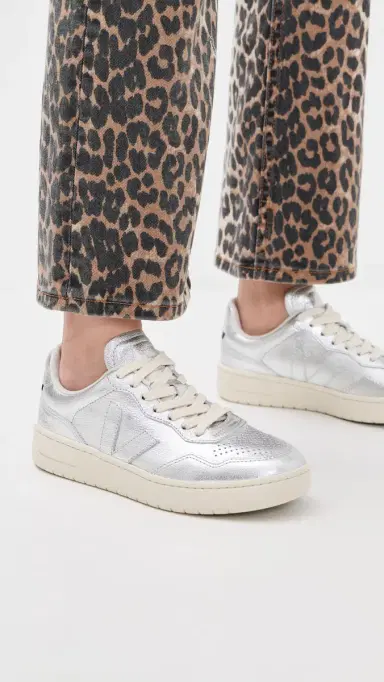 Veja V-90 Sneakers Silver | Thumbnail 3 Veja V-90 Sneakers Silver | Thumbnail 3