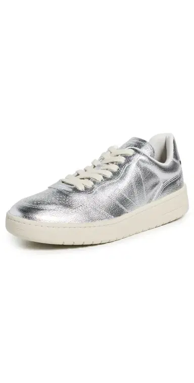 Veja V-90 Sneakers Silver | Thumbnail 1 Veja V-90 Sneakers Silver | Thumbnail 1