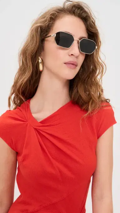 Le Specs Mythic Sunglasses Gold One Size | Thumbnail 3 Le Specs Mythic Sunglasses Gold One Size | Thumbnail 3